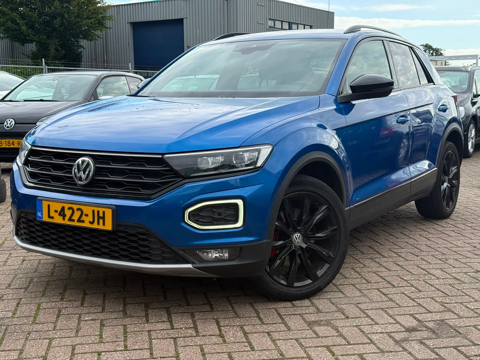 Volkswagen T-Roc (2020) — foto 1