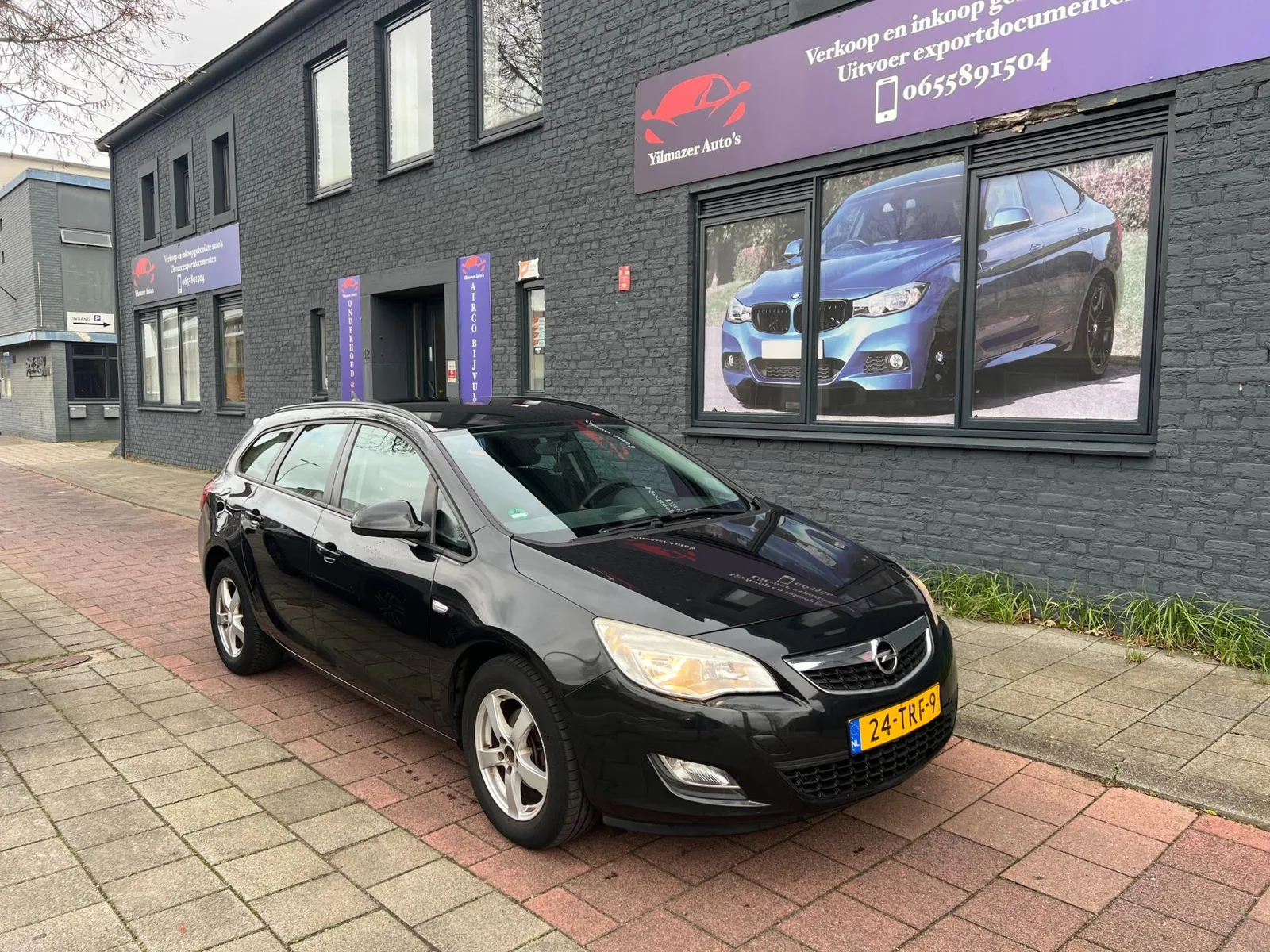 Opel Astra (2012) — foto 1