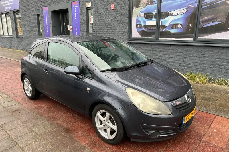 Opel Corsa (2011)