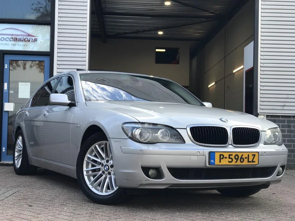 BMW 7-Serie (2005) — foto 1