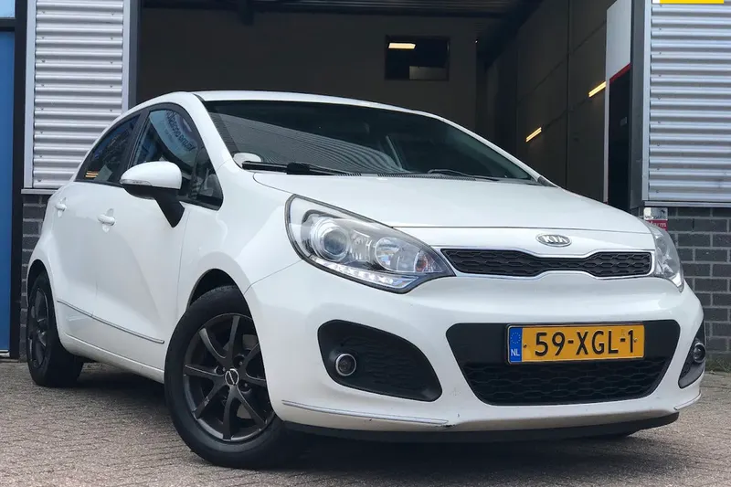 Kia Rio (2012)