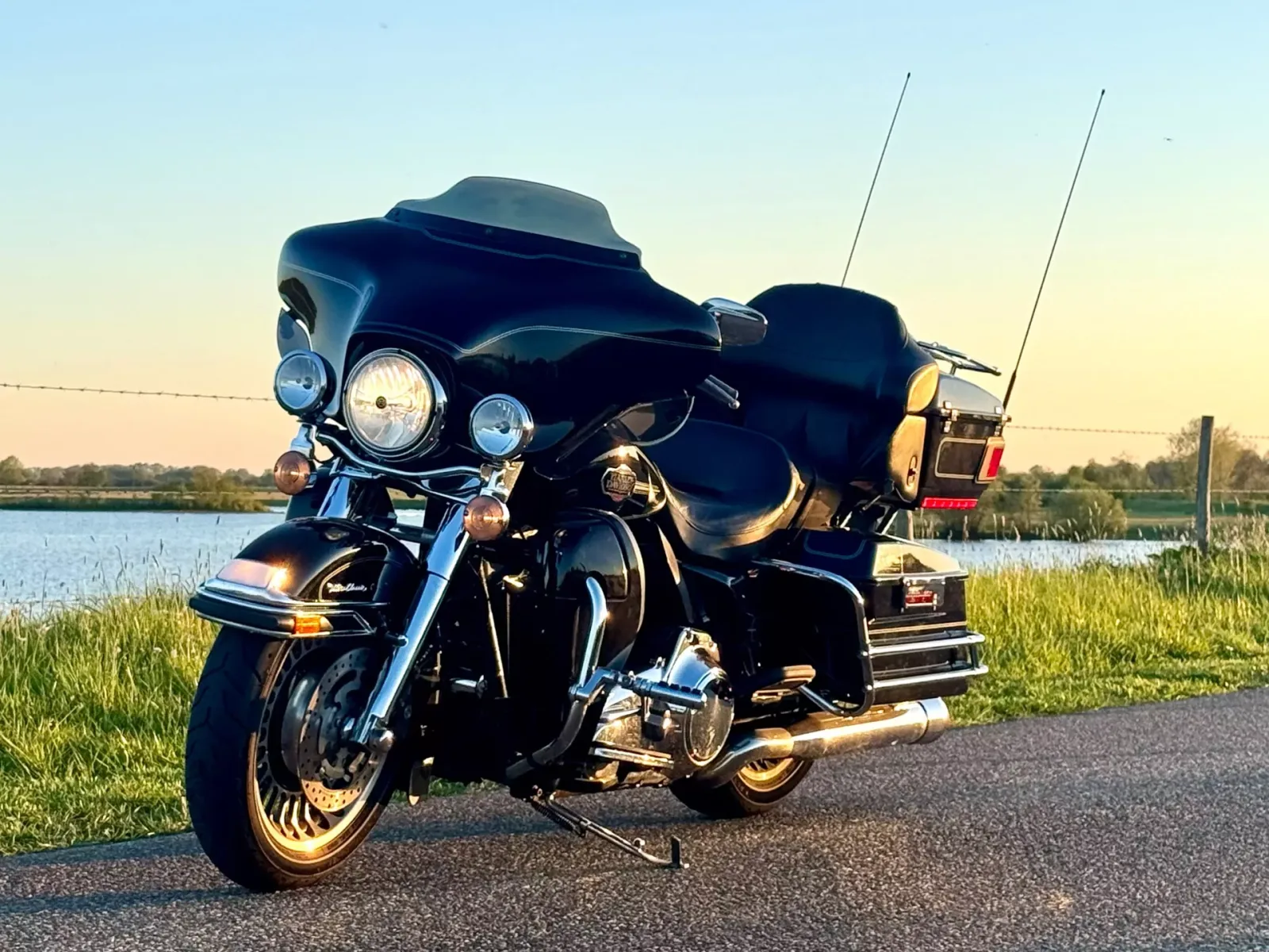 Harley-Davidson Ultra Glide (2009) — foto 1
