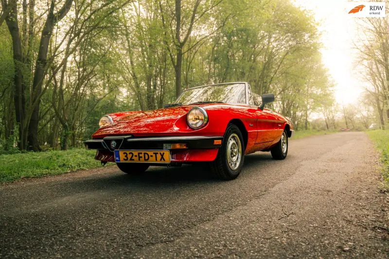 Alfa Romeo Spider (1986)