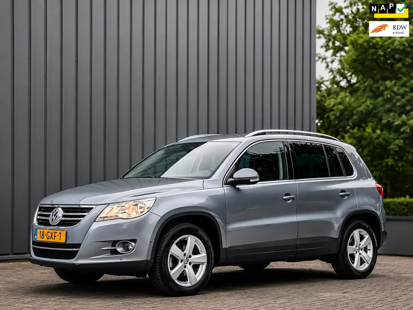 Volkswagen Tiguan (2008) — foto 1