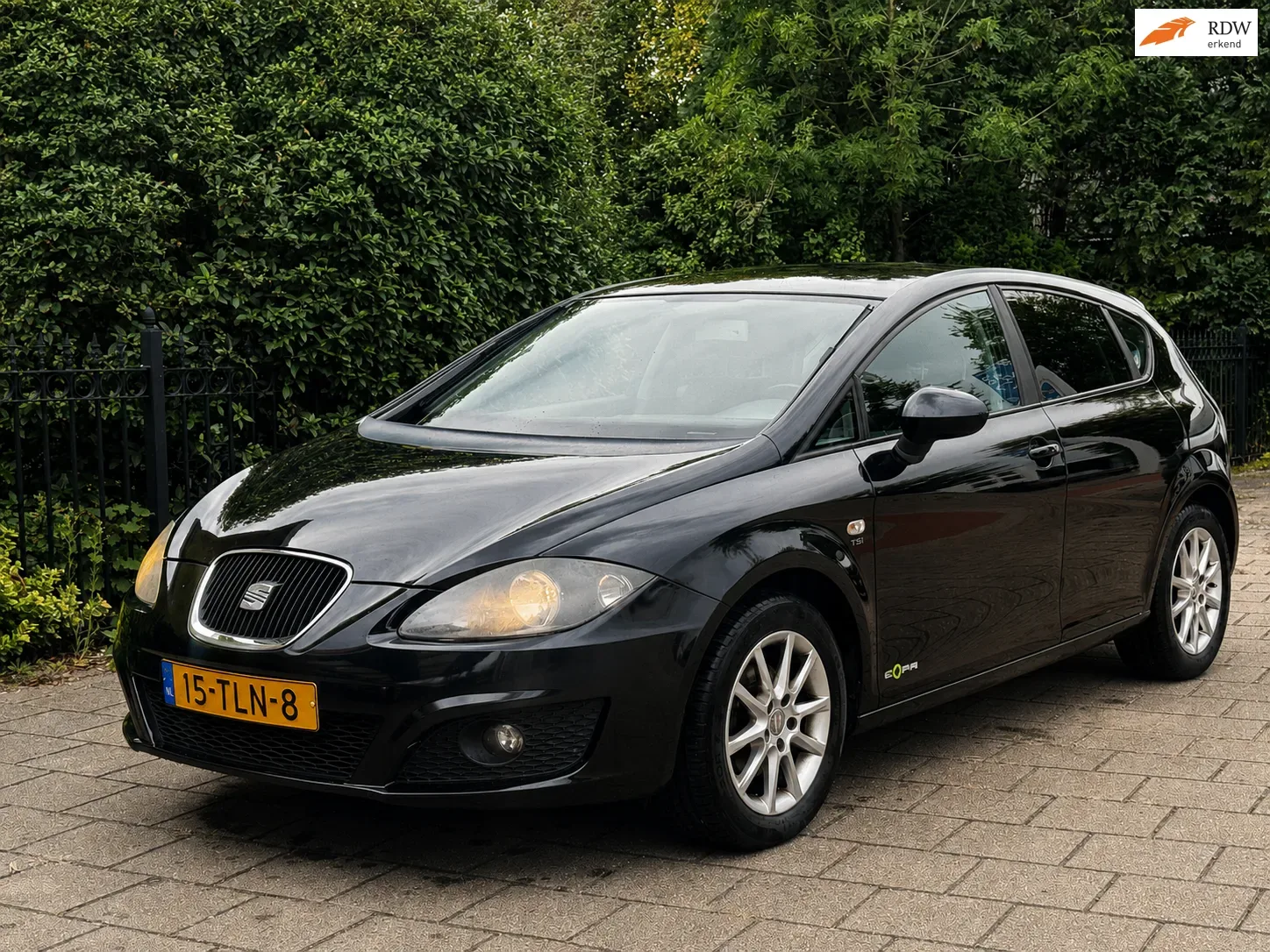 SEAT Leon (2012) — foto 1