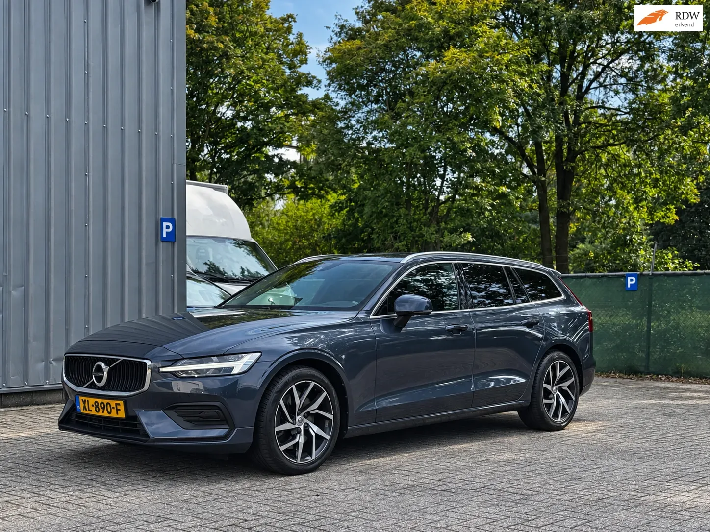 Volvo V60 (2019) — foto 1