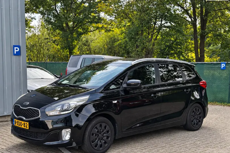 Kia Carens (2014)