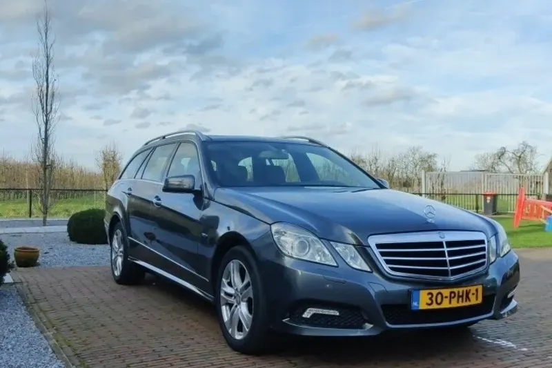 Mercedes-Benz MB (2011)