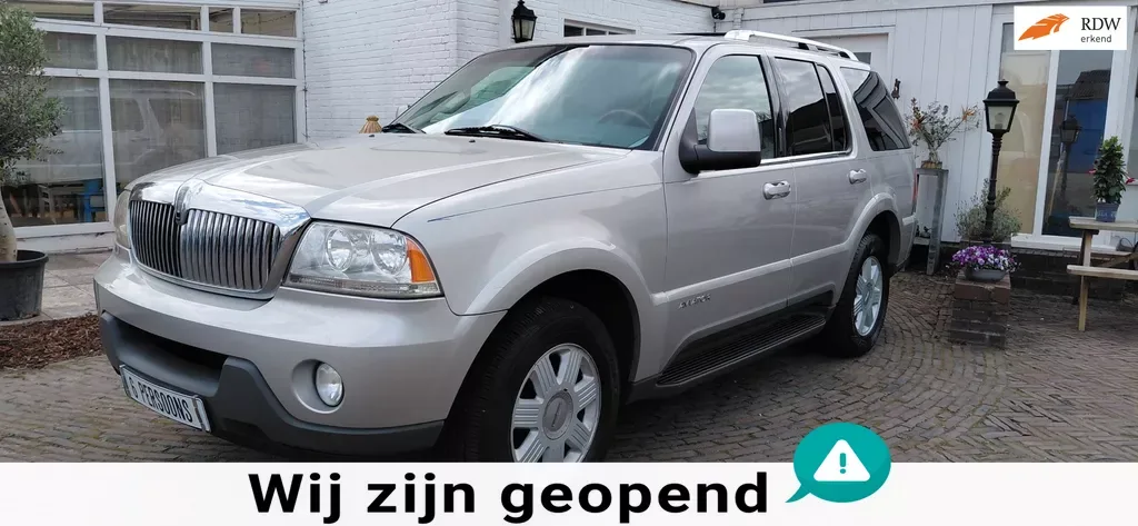 Lincoln Aviator (2006) — foto 1