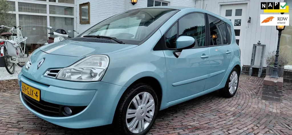 Renault Grand Modus (2008) — foto 1