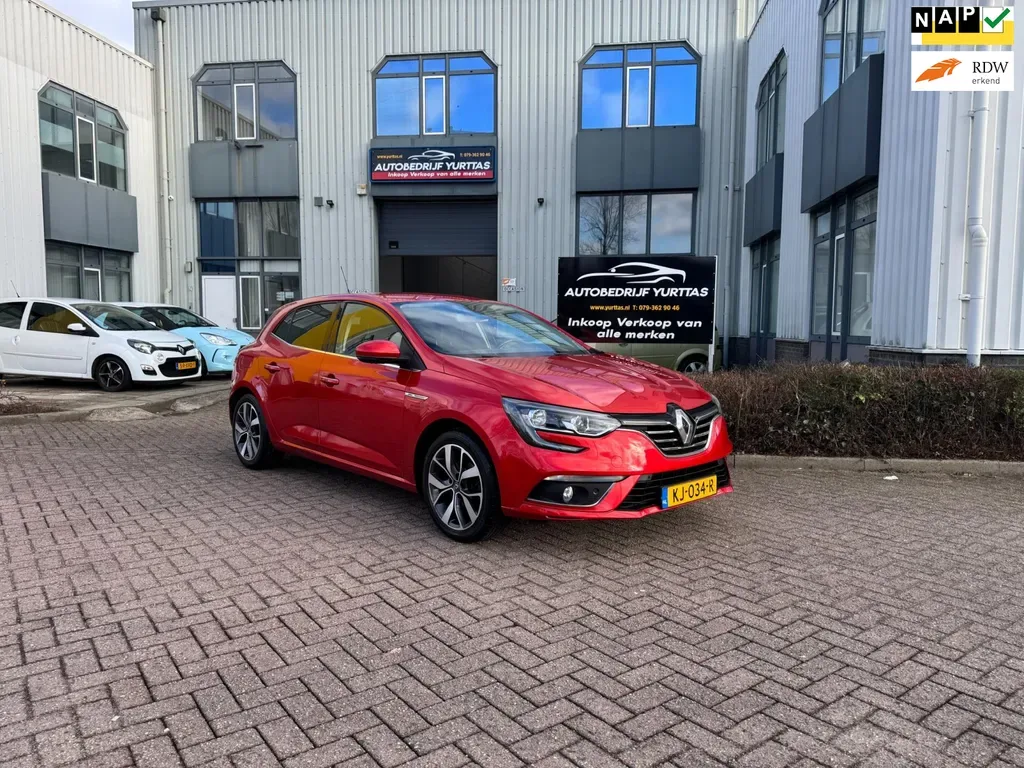 Renault Mégane (2016) — foto 1