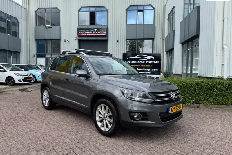 Volkswagen Tiguan (2015)