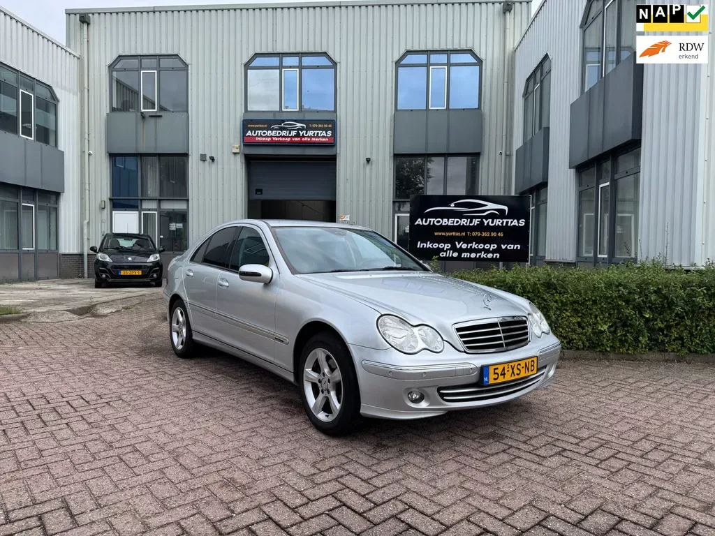 Mercedes-Benz C-Klasse (2007) — foto 1