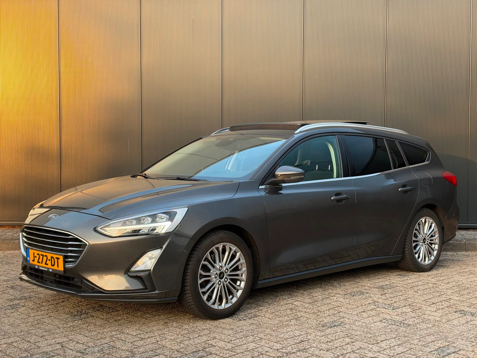 Ford Focus (2019) — foto 1