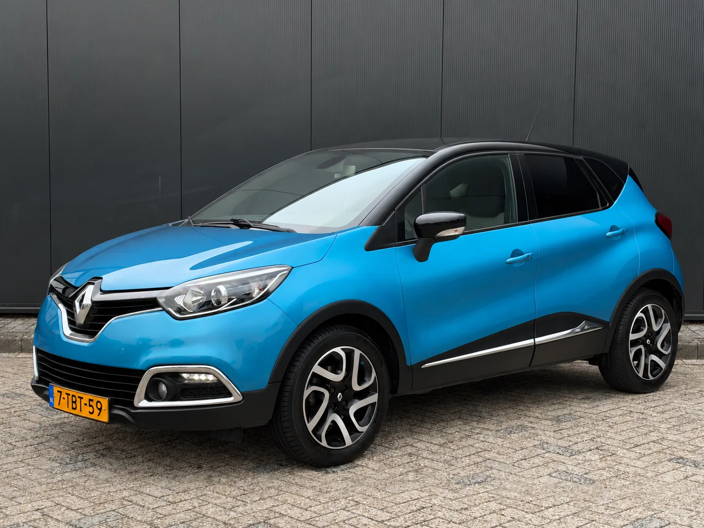 Renault Captur (2014) — foto 1