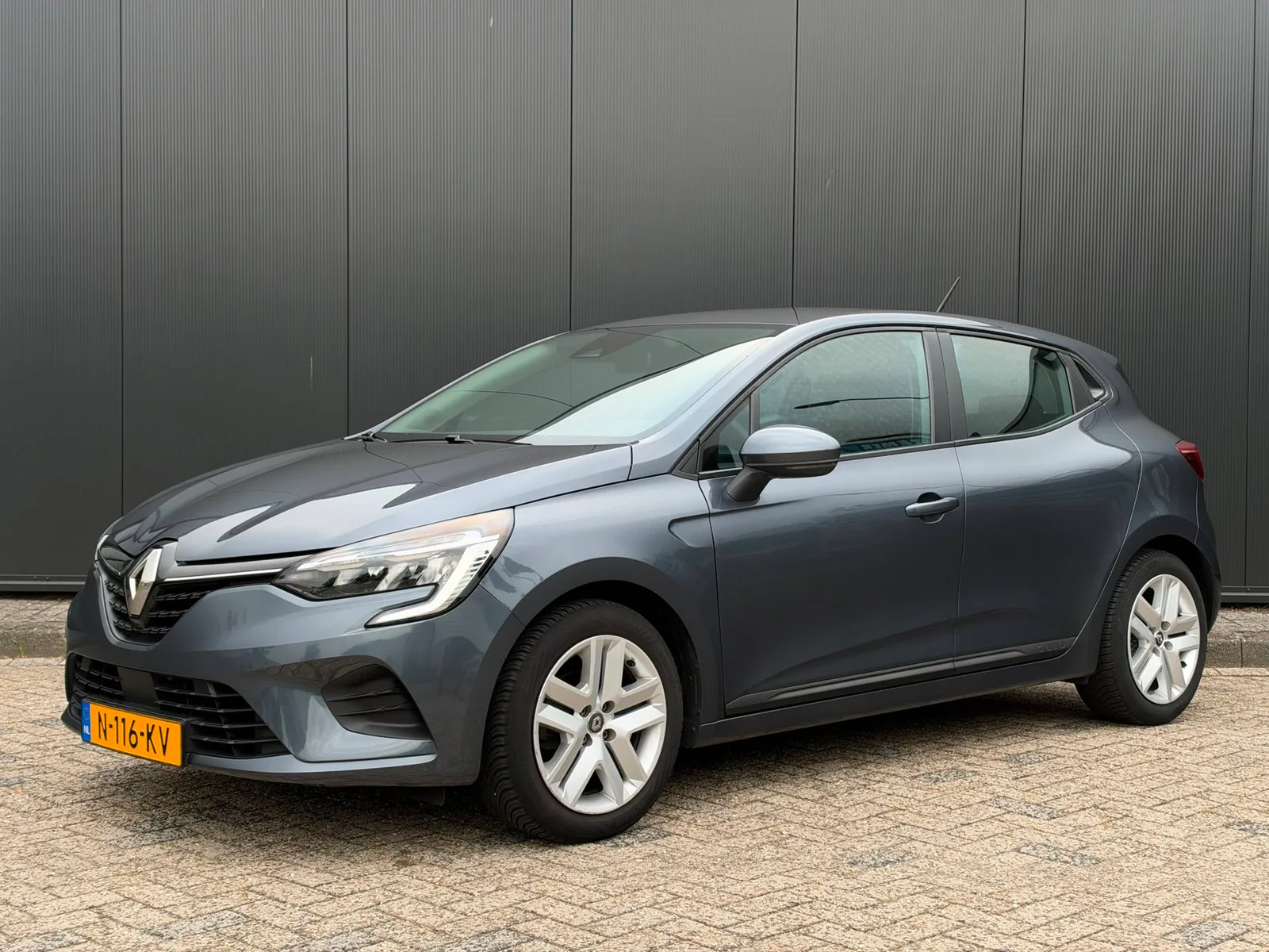Renault Clio (2021) — foto 1