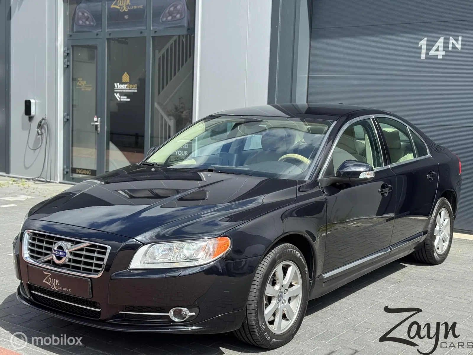 Volvo S80 (2010) — foto 1