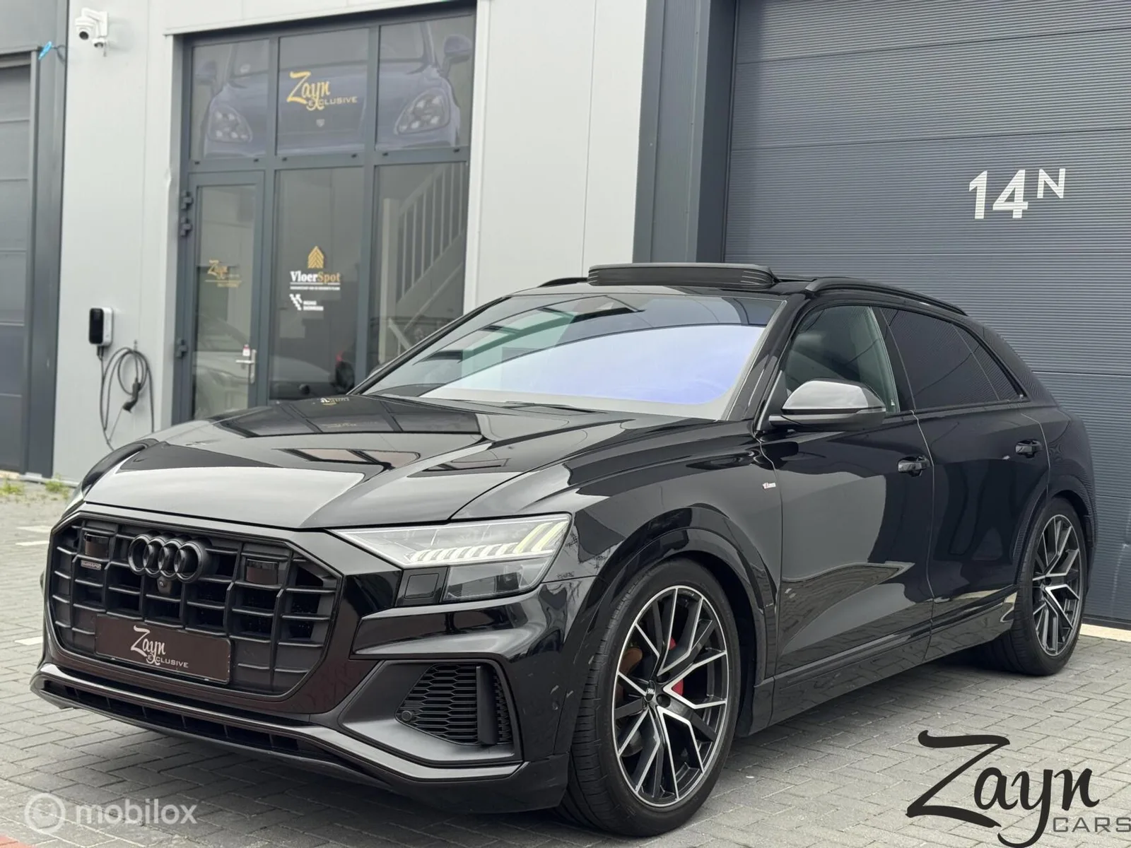 Audi Q8 (2019) — foto 1