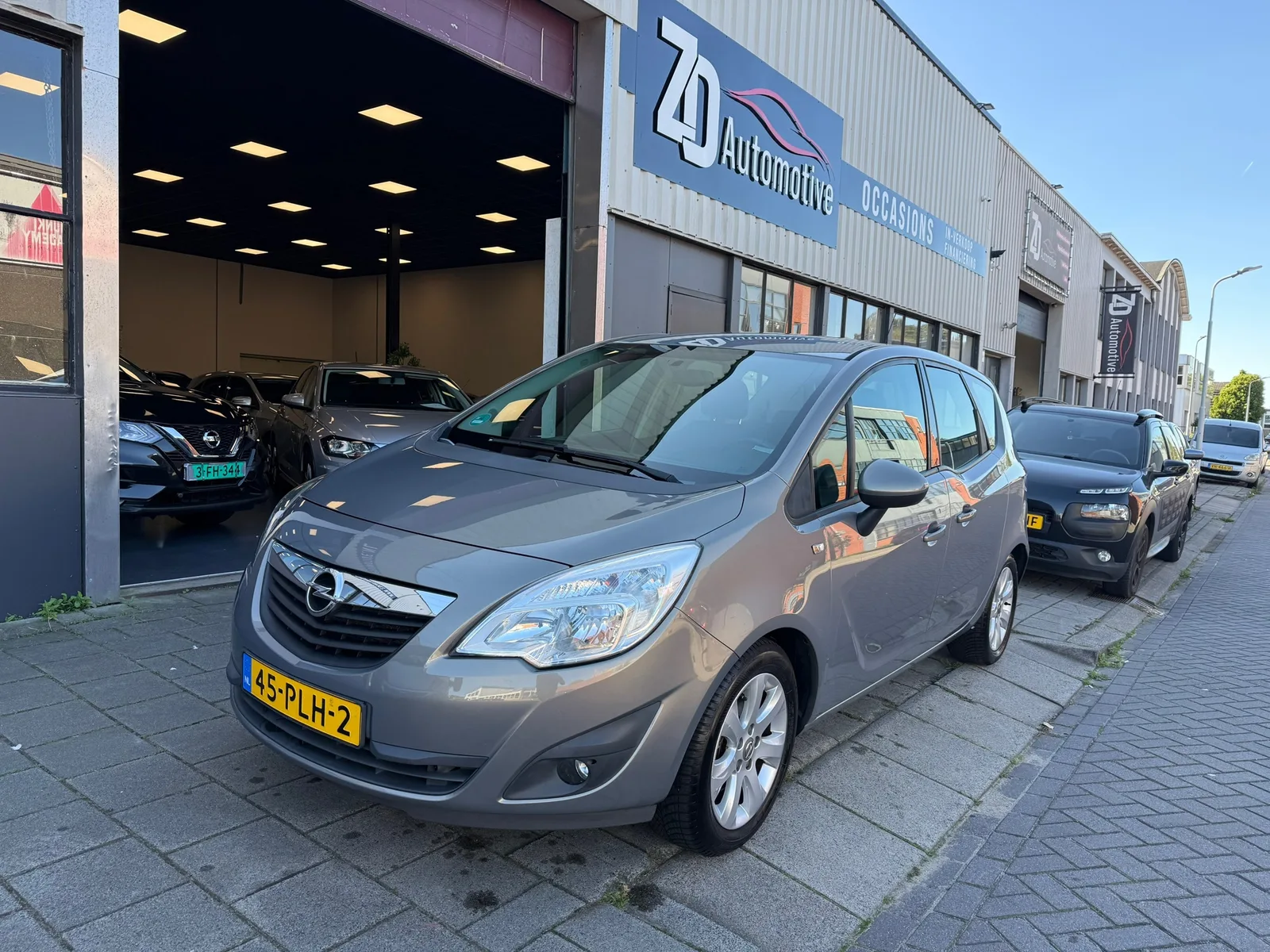 Opel Meriva (2011) — foto 1