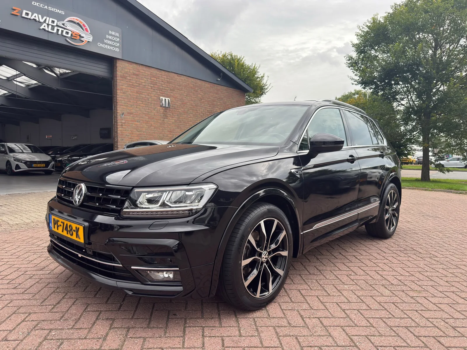 Volkswagen Tiguan (2017) — foto 1