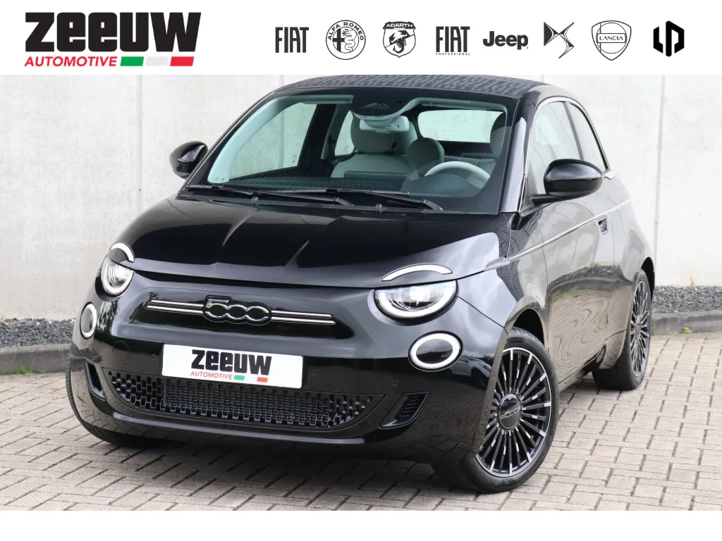 Fiat 500E CABRIO (2023) — foto 1