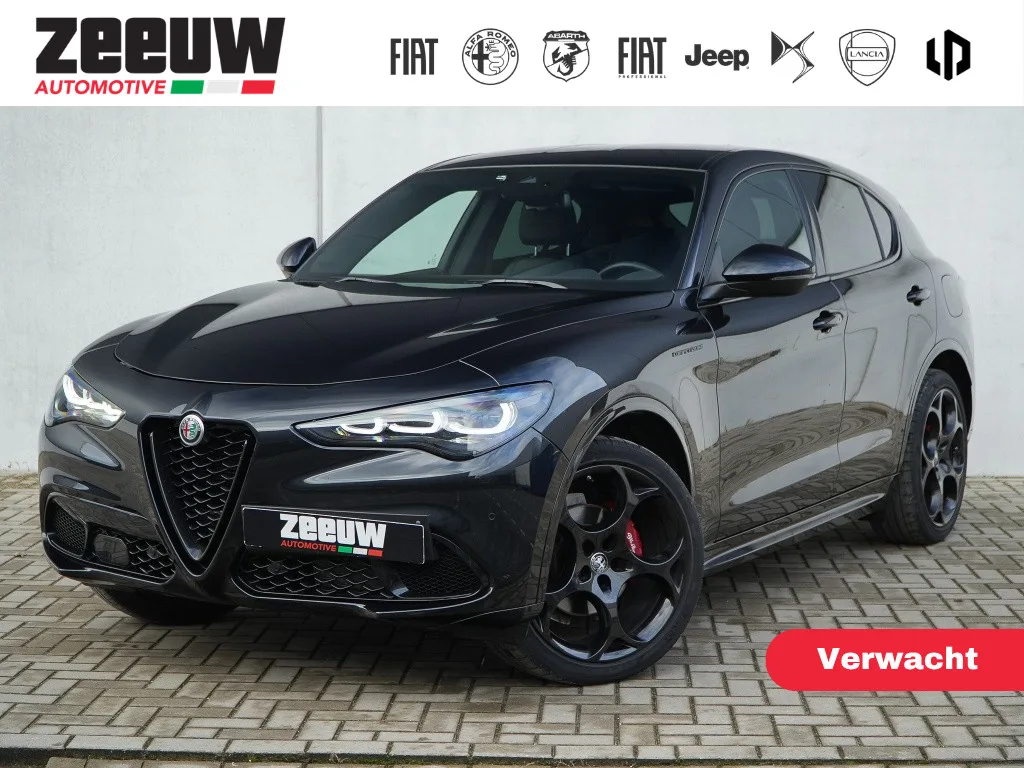 Alfa Romeo Stelvio (2023) — foto 1