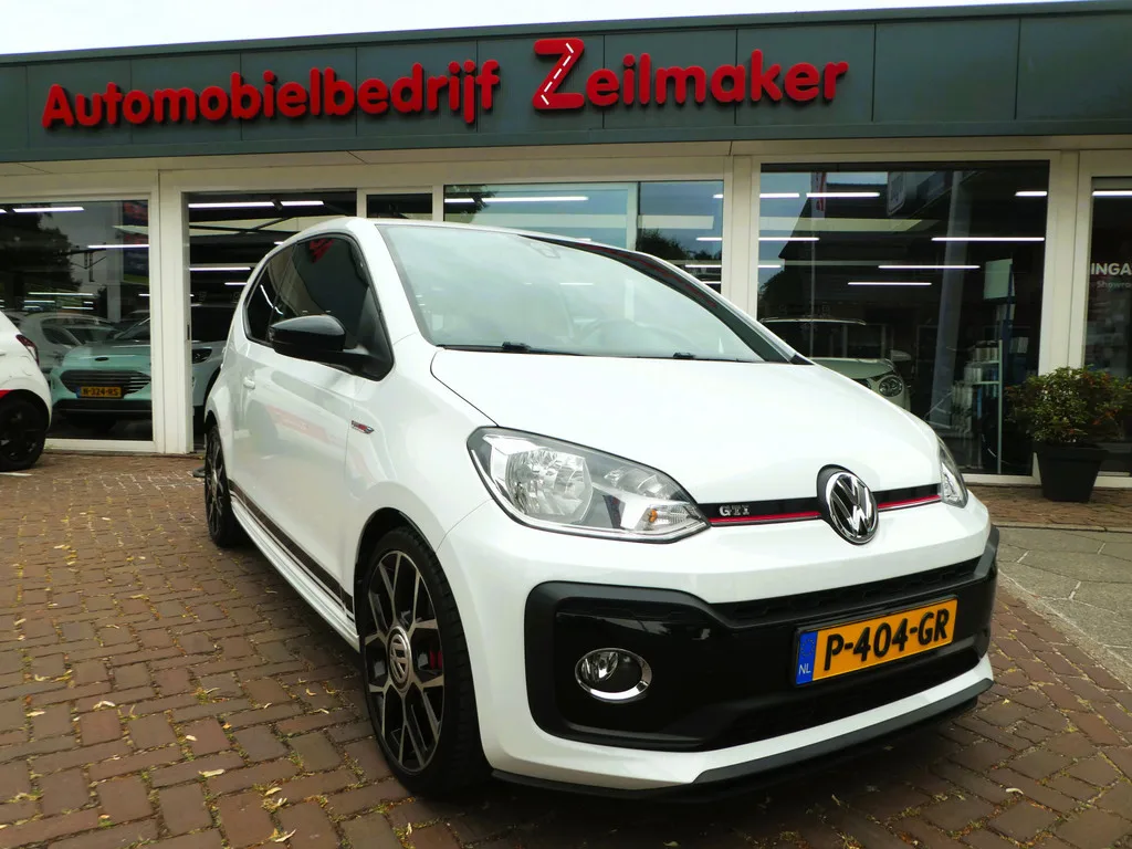 Volkswagen Up! (2019) — foto 1