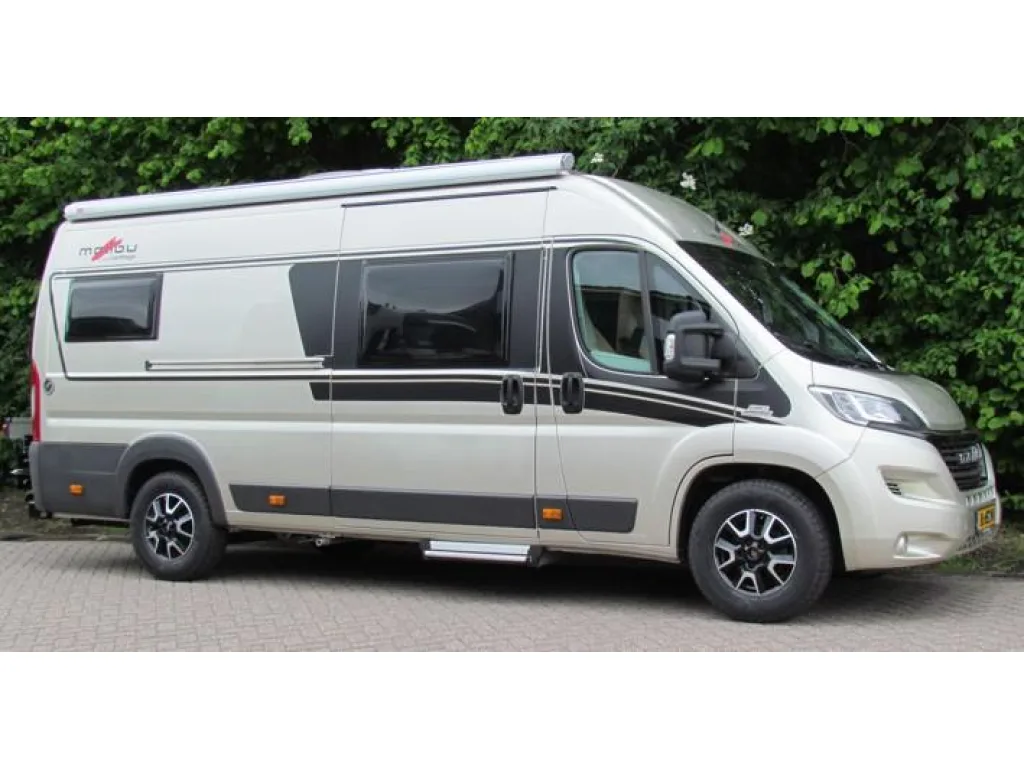 Malibu Van (2016) — foto 1