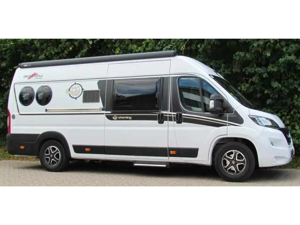 Malibu Van (2023) — foto 1