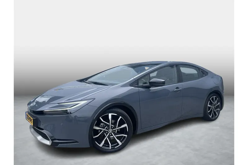 Toyota Prius (2024)