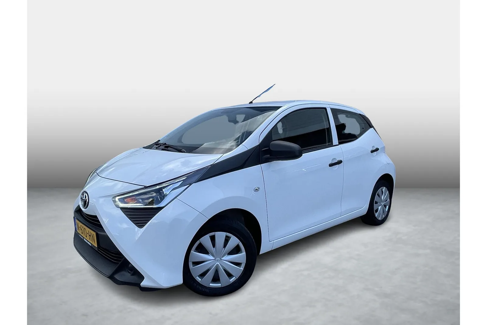 Toyota Aygo (2021) — foto 1
