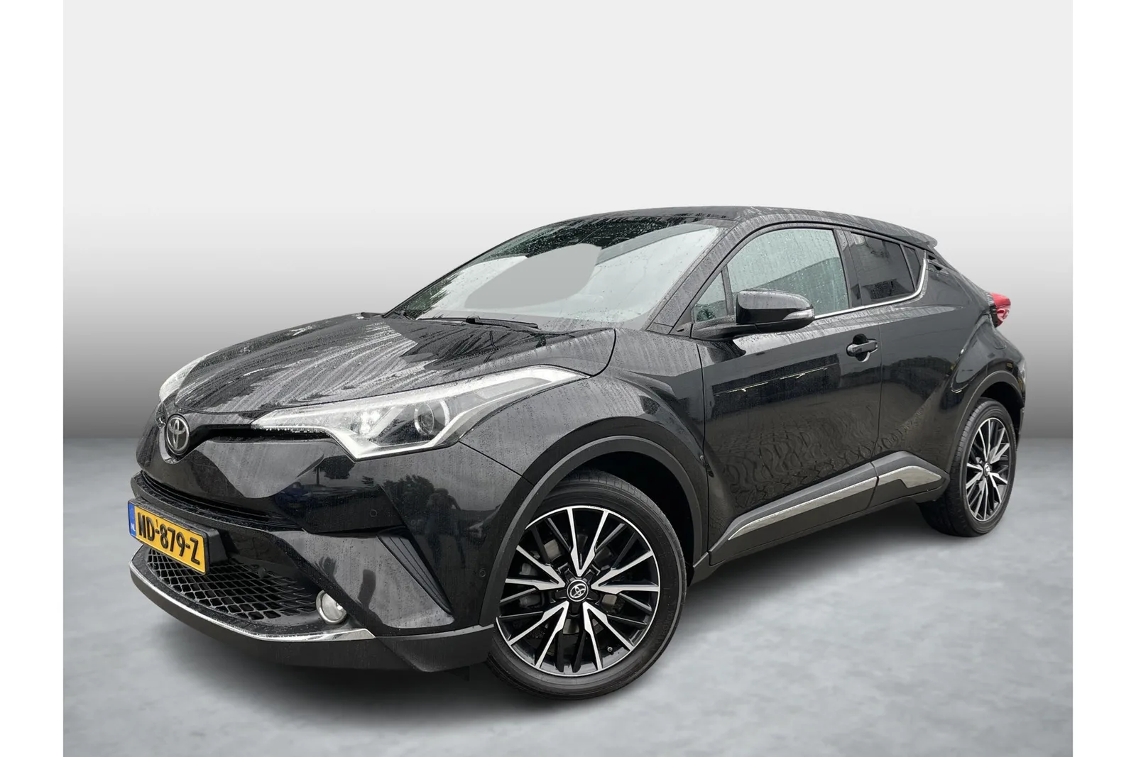 Toyota C-HR (2016) — foto 1