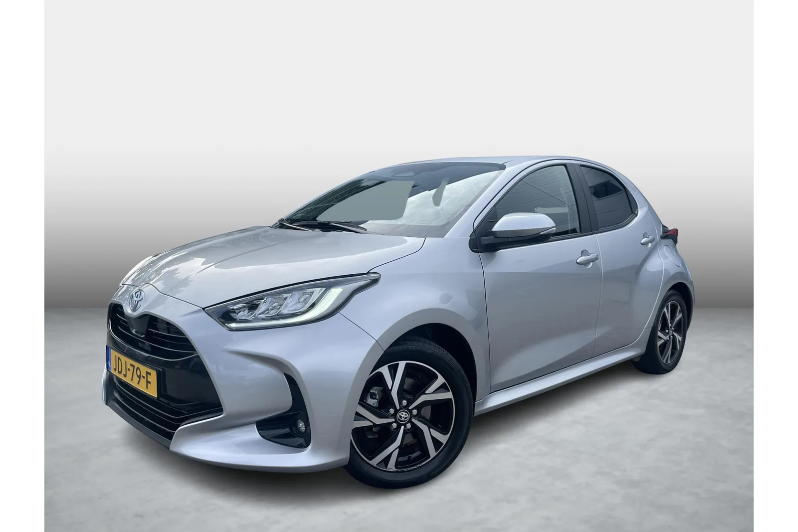 Toyota Yaris (2025) — foto 1
