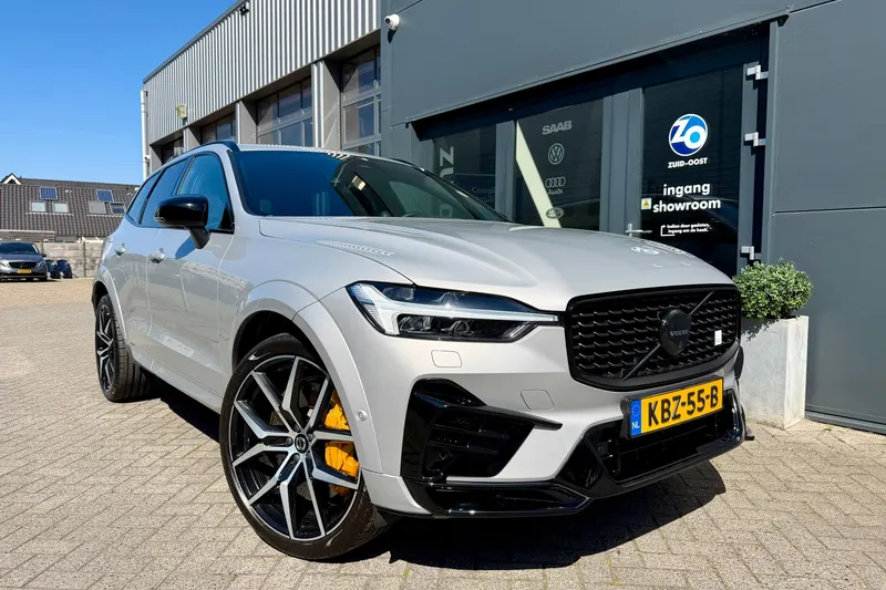 Volvo XC60 (2023)