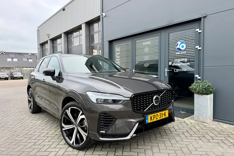 Volvo XC60 (2023)