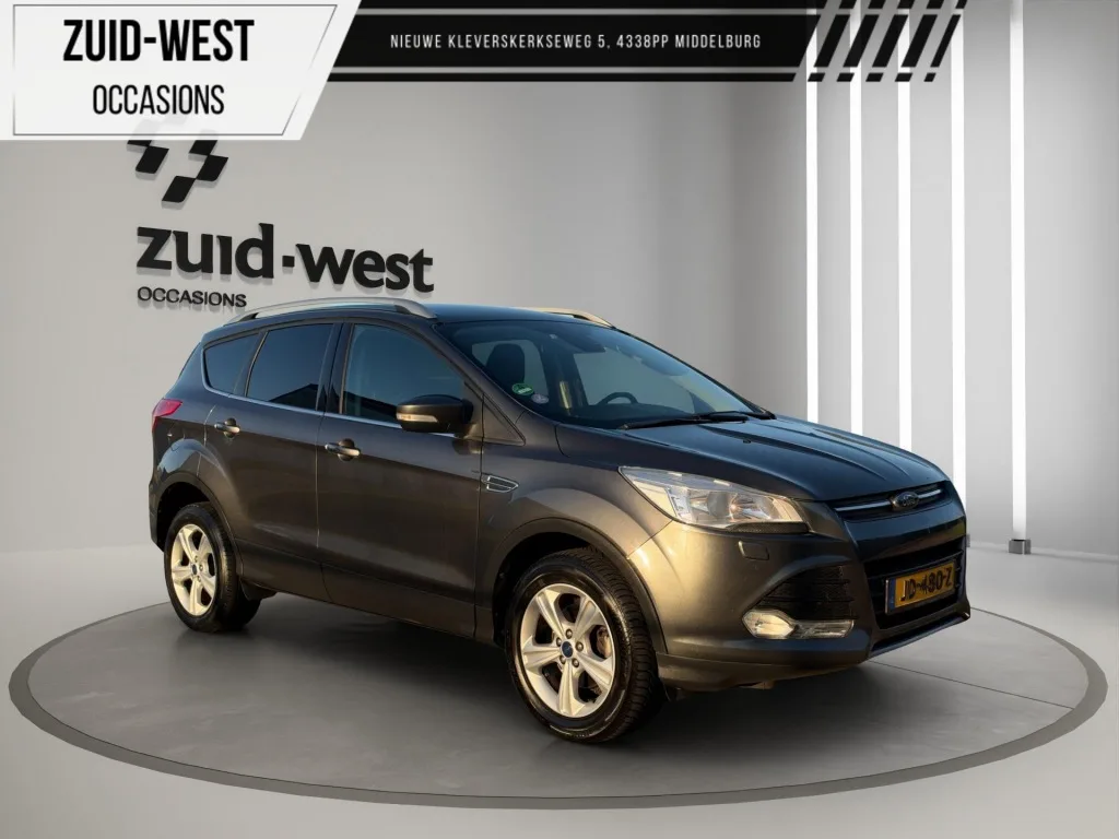 Ford Kuga (2016) — foto 1