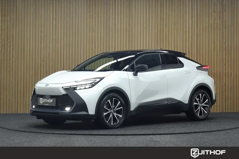 Toyota C-HR (2024)