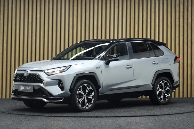 Toyota RAV4 (2023)