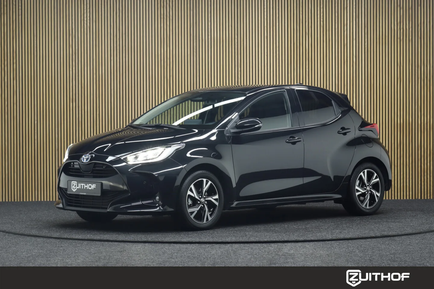 Toyota Yaris (2025) — foto 1