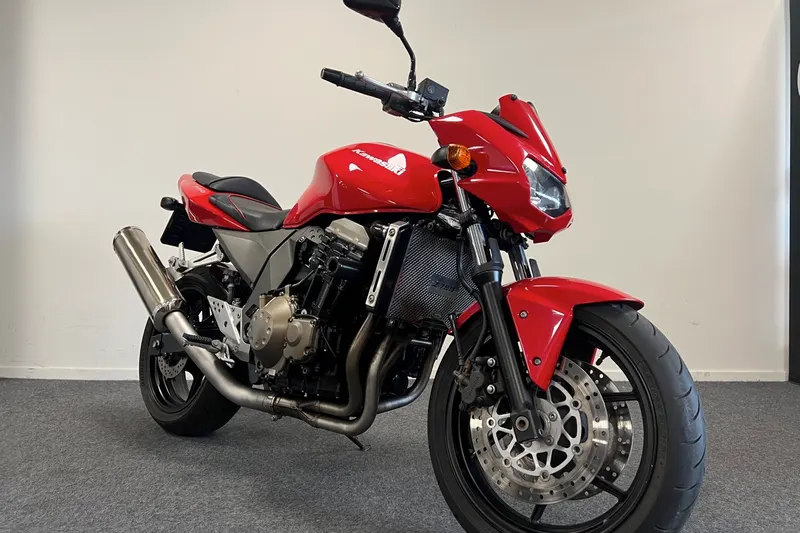 Kawasaki Z750 (2005)