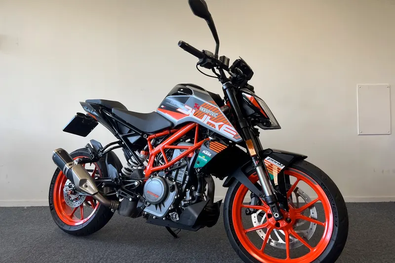 KTM 390 Duke (2021)