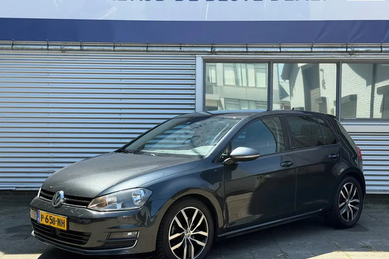 Volkswagen Golf (2016)