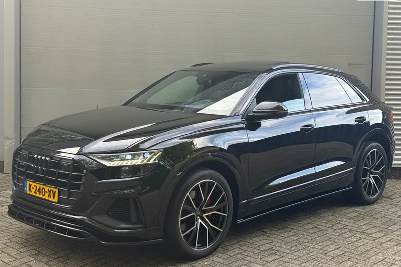 Audi Q8 (2020)