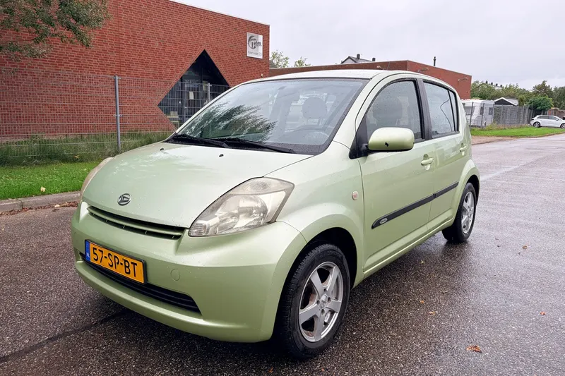 Daihatsu Sirion 2 (2006)