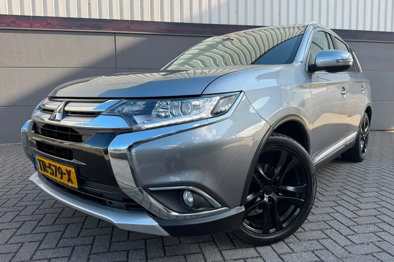 Mitsubishi Outlander (2018)
