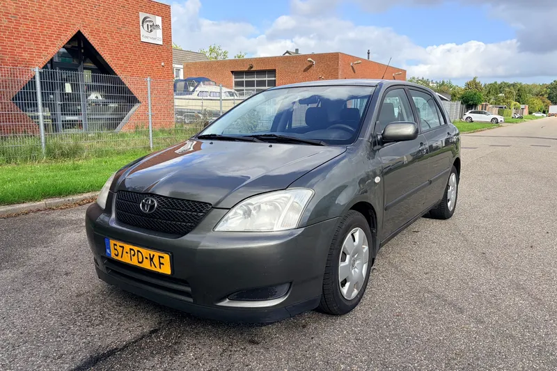 Toyota Corolla (2004)
