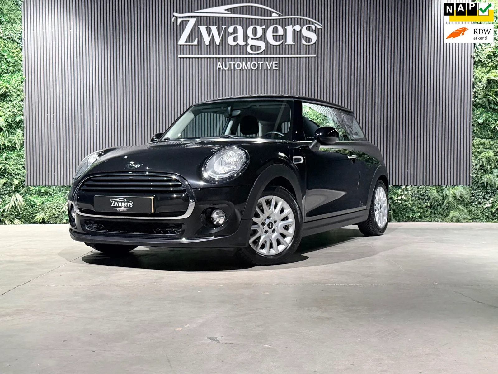 MINI Cooper (2016) — foto 1