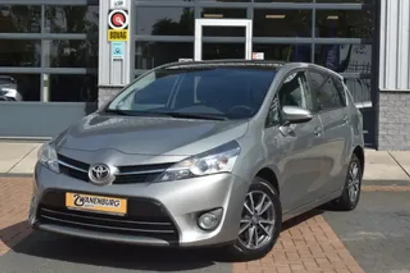 Toyota Verso (2013)