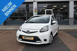 Toyota Aygo (2013) — foto 1