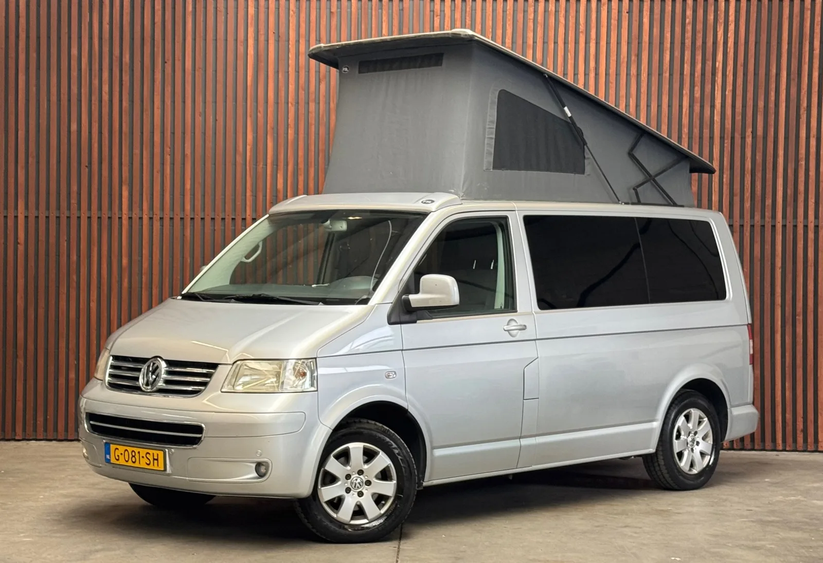 Volkswagen Transporter (2009) — foto 1